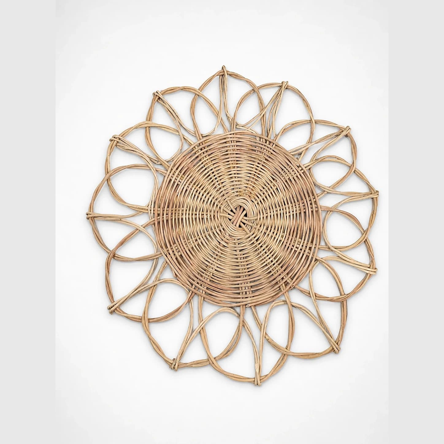 Plato Palma Rattan — Majov Eventos Mazatlán